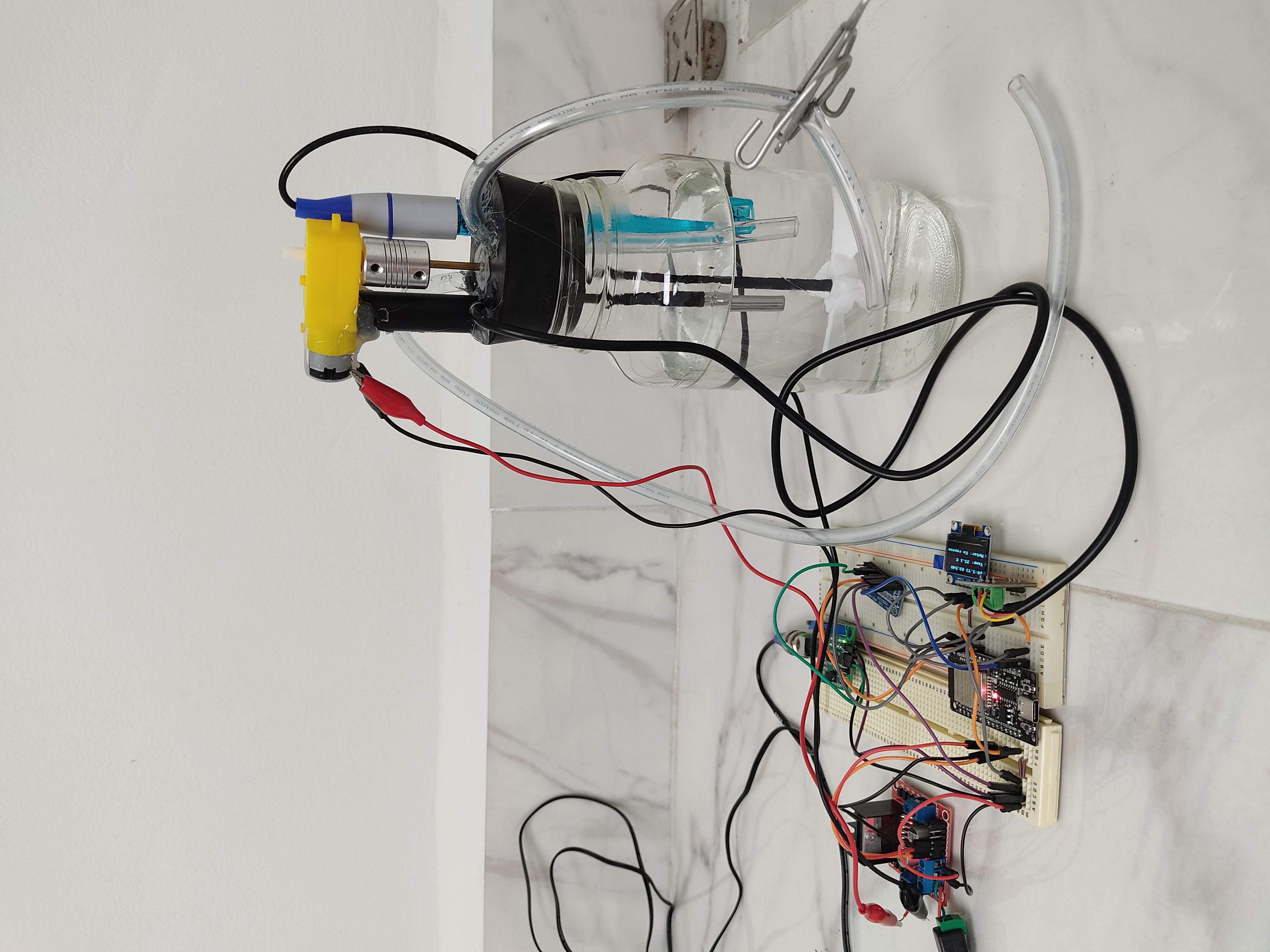 Foto del sistema del reactor montado